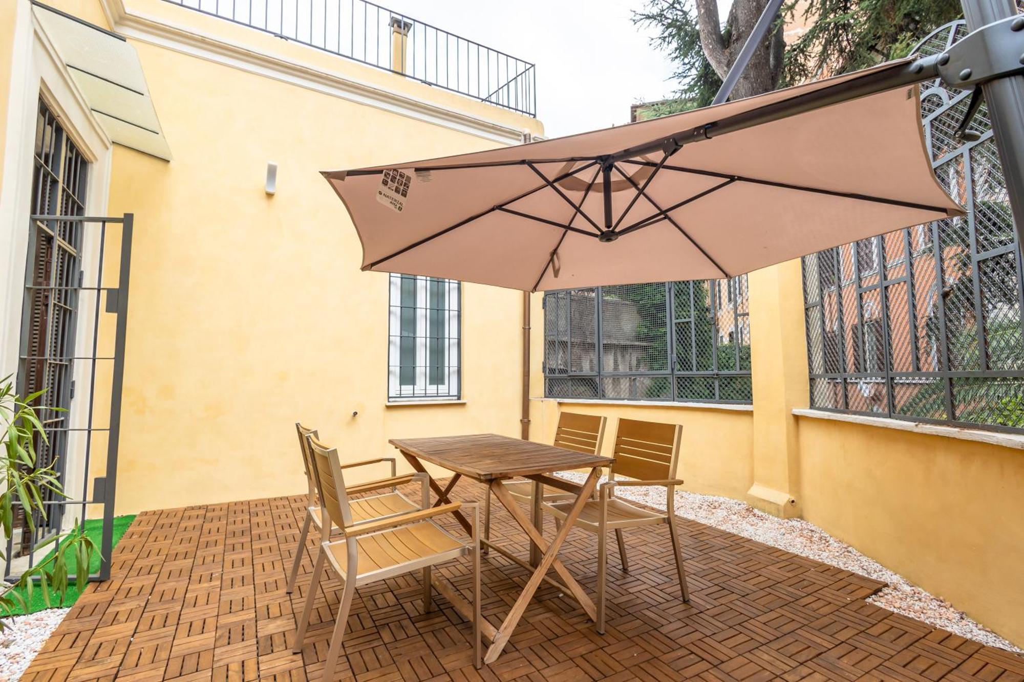 Jmartins Colosseo Suites Рим Экстерьер фото